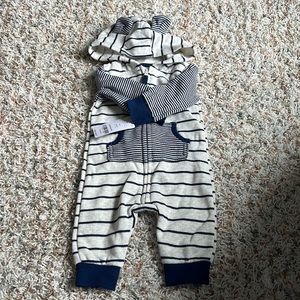 Carter’s zip-up sleeper